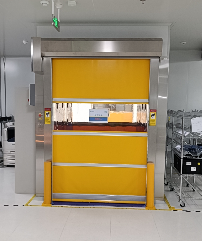 天津經緯恒潤科技風淋室安裝完畢